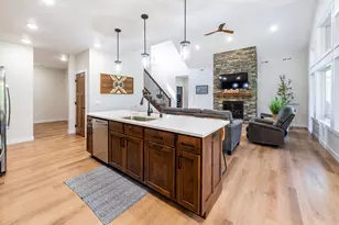 W5730 Waterstone Ln, Germantown, WI 53950 - Photo 21