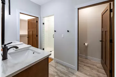 W5730  Waterstone Ln, Germantown, WI 53950 - Photo 31