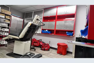 800  Goold St, Racine, WI 53402 - Photo 11