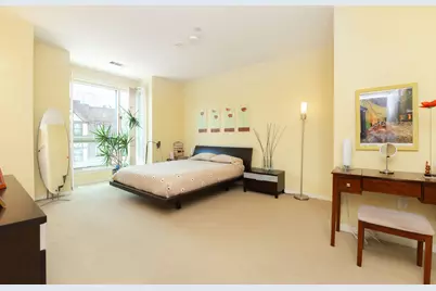 1522 N Prospect Ave #301, Milwaukee, WI 53202 - Photo 7