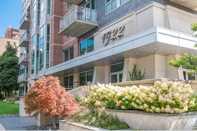 1522 N Prospect Ave #301, Milwaukee, WI 53202 - Photo 37