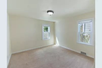 7208  33rd Ave, Kenosha, WI 53142 - Photo 9