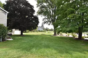 W187N12796 Fond du Lac Ave, Germantown, WI 53022 - Photo 43