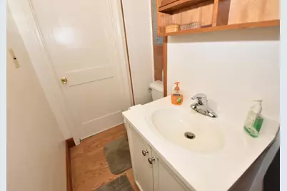 W187N12796  Fond Du Lac Ave, Germantown, WI 53022 - Photo 17