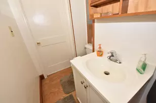 W187N12796 Fond du Lac Ave, Germantown, WI 53022 - Photo 17