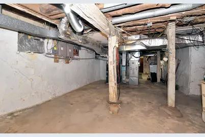 W187N12796  Fond Du Lac Ave, Germantown, WI 53022 - Photo 41