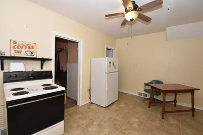 W187N12796  Fond Du Lac Ave, Germantown, WI 53022 - Photo 31