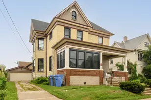 406 S 3rd St, Watertown, WI 53094 - Photo 1