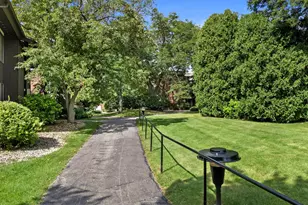 2230 W Good Hope Rd, Glendale, WI 53209 - Photo 37