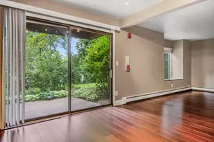 2230 W Good Hope Rd, Glendale, WI 53209 - Photo 25