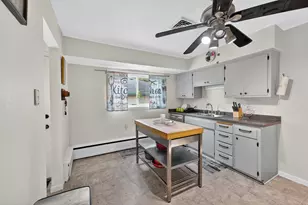 4564 N 101st St, Wauwatosa, WI 53225 - Photo 15