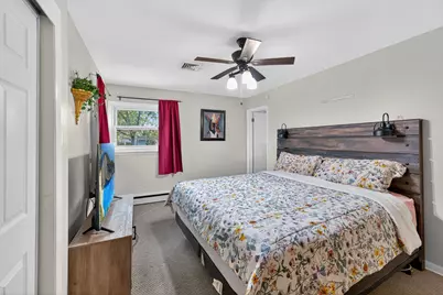 4564 N 101st St, Wauwatosa, WI 53225 - Photo 15