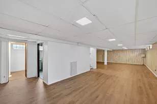 4564 N 101st St, Wauwatosa, WI 53225 - Photo 29