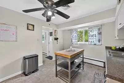 4564 N 101st St, Wauwatosa, WI 53225 - Photo 11
