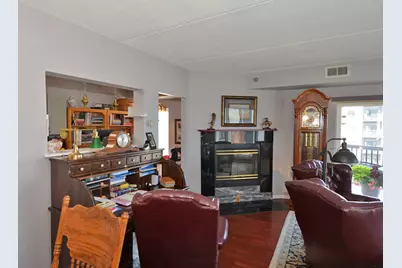 333  Lake Ave #401, Racine, WI 53403 - Photo 9