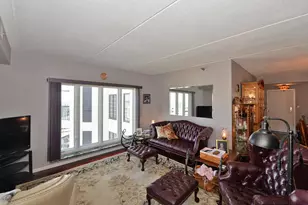 333 Lake Ave, Racine, WI 53403 - Photo 3