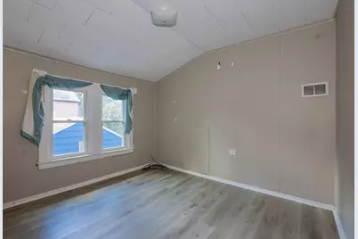 4738 N 20th St, Milwaukee, WI 53209 - Photo 9