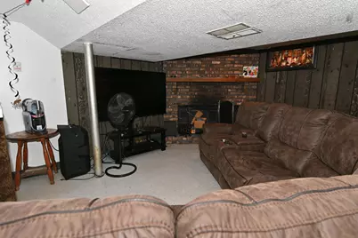 5950 N 75th St, Milwaukee, WI 53218 - Photo 15