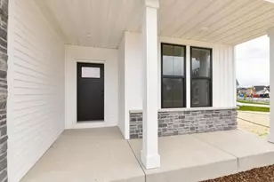 9546 S Bergamont Dr, Franklin, WI 53132 - Photo 5