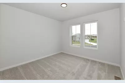 9546 S Bergamont Dr, Franklin, WI 53132 - Photo 35