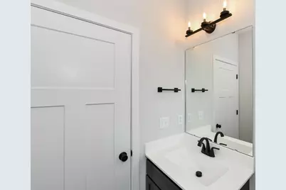 9546 S Bergamont Dr, Franklin, WI 53132 - Photo 9