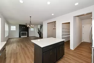 9546 S Bergamont Dr, Franklin, WI 53132 - Photo 23