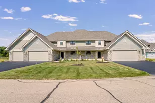 713 Greenview Cir, Geneva, WI 53147 - Photo 3