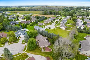 2101 Hunters Ridge Ct, Manitowoc, WI 54220 - Photo 91