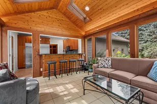 2101 Hunters Ridge Ct, Manitowoc, WI 54220 - Photo 45