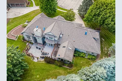 2101  Hunters Ridge Ct, Manitowoc, WI 54220 - Photo 87