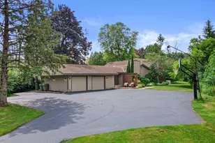 1465 W County Line Rd, River Hills, WI 53217 - Photo 37