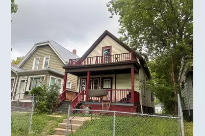 1006 W Nash St, Milwaukee, WI 53206 - Photo 1