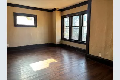 2320 N 44th St #2322, Milwaukee, WI 53210 - Photo 3