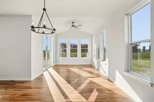 9636 S Sophia Ct, Franklin, WI 53132 - Photo 15