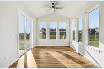 9636 S Sophia Ct, Franklin, WI 53132 - Photo 13