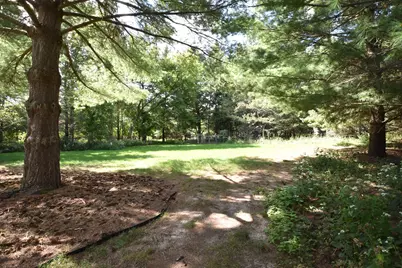 389  Juniper Ct, Delafield, WI 53018 - Photo 65