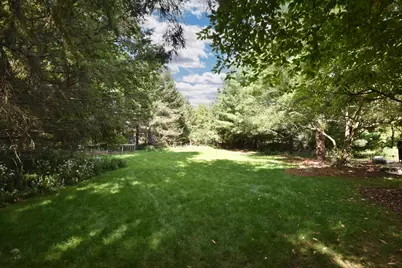 389  Juniper Ct, Delafield, WI 53018 - Photo 63