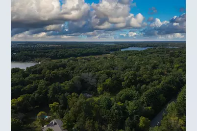 389  Juniper Ct, Delafield, WI 53018 - Photo 77