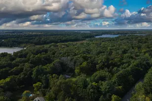 389 Juniper Ct, Delafield, WI 53018 - Photo 77