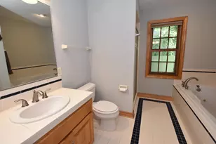 389 Juniper Ct, Delafield, WI 53018 - Photo 39