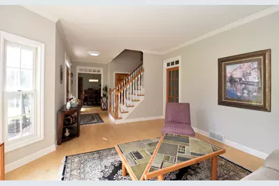 389  Juniper Ct, Delafield, WI 53018 - Photo 11