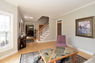 389 Juniper Ct, Delafield, WI 53018 - Photo 11