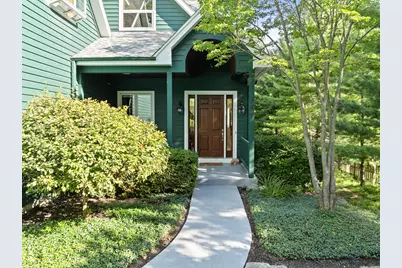 765  Brickley Ct, Fontana, WI 53125 - Photo 3