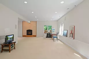 765 Brickley Ct, Fontana, WI 53125 - Photo 119