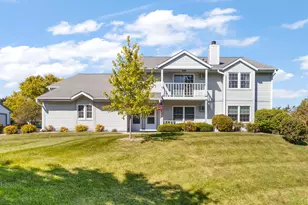 600 Barrington Ct, West Bend, WI 53095 - Photo 1