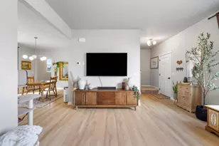 2519 Stonebrook Dr, Sheboygan, WI 53081 - Photo 9