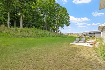 2519  Stonebrook Dr, Sheboygan, WI 53081 - Photo 25