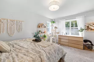 2519 Stonebrook Dr, Sheboygan, WI 53081 - Photo 15