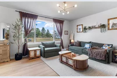 2519  Stonebrook Dr, Sheboygan, WI 53081 - Photo 7