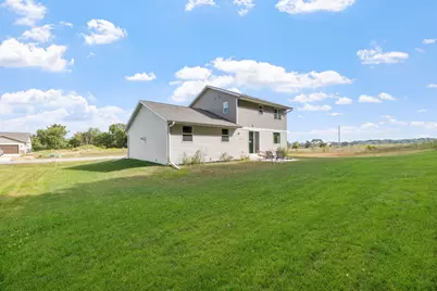 2519  Stonebrook Dr, Sheboygan, WI 53081 - Photo 27